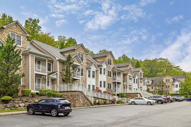 Rocky Hill Condominiums in Butler, NJ - Building Photo - Building Photo