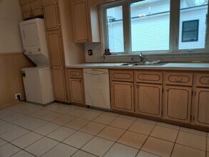 427 Main St-Unit -1 in Medford, MA - Building Photo - Building Photo