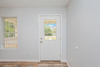 456 Kings Lake Blvd in Defuniak Springs, FL - Building Photo - Building Photo