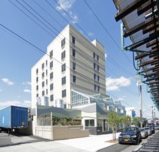 4339-4347 White Plains Rd in Bronx, NY - Building Photo - Building Photo