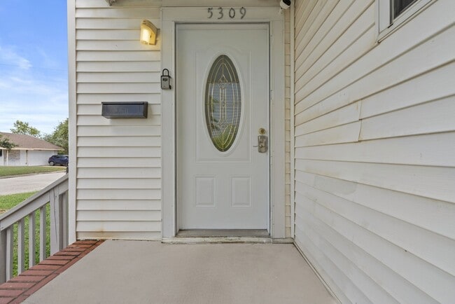 property at 5309 Perry Ave