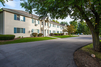 River Park Place Apartments in Mukwonago, WI - Building Photo - Building Photo