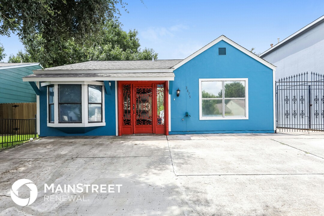 2875 Ash Field Drive in San Antonio, TX - Building Photo