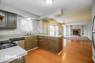 12111 Peppermill Ln in Pickerington, OH - Building Photo - Building Photo