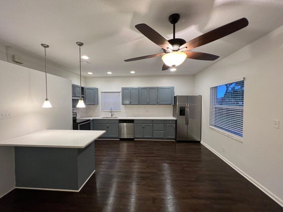1336 The 12th Fairway in Wellington, FL - Building Photo