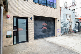 75-77 Eckford St in Brooklyn, NY - Building Photo - Building Photo