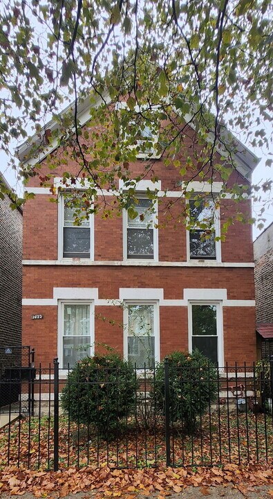 2622 S St Louis Ave in Chicago, IL - Building Photo
