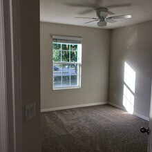 5815 Oleander Dr in Orlando, FL - Foto de edificio - Building Photo