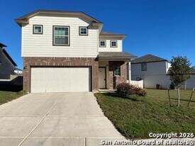 153 Antelope Dr in San Antonio, TX - Building Photo