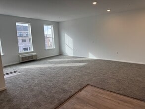 3202 Aaron Truehart Wy in Titusville, NJ - Building Photo - Building Photo