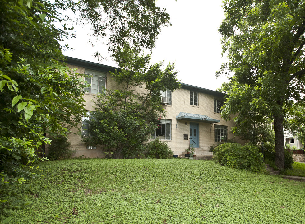 1206 Castle Hill St in Austin, TX - Building Photo