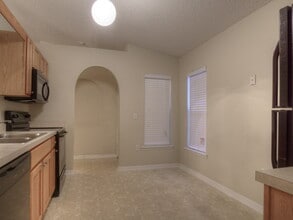 1615 Dartmouth Dr in Middleburg, FL - Foto de edificio - Building Photo