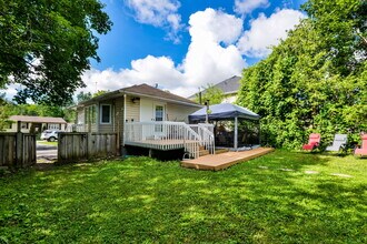 752 Chestnut St in Innisfil, ON - Building Photo - Building Photo