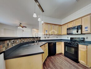 7217 Winding Cedar Trl in Harrisburg, NC - Foto de edificio - Building Photo