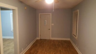 1810 Alabama St in Lawrence, KS - Building Photo - Building Photo