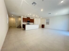 10046 Sir Atlas Ct in Las Vegas, NV - Building Photo - Building Photo