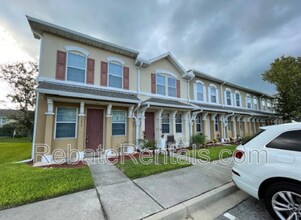 13026 Sunset Lake Dr in Jacksonville, FL - Building Photo - Building Photo