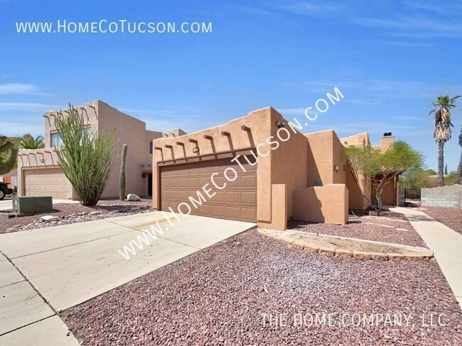 property at 11854 N Desert Slopes Way