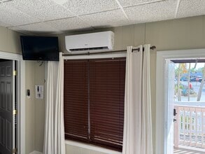 3350 NE Indian River Dr in Jensen Beach, FL - Building Photo - Building Photo