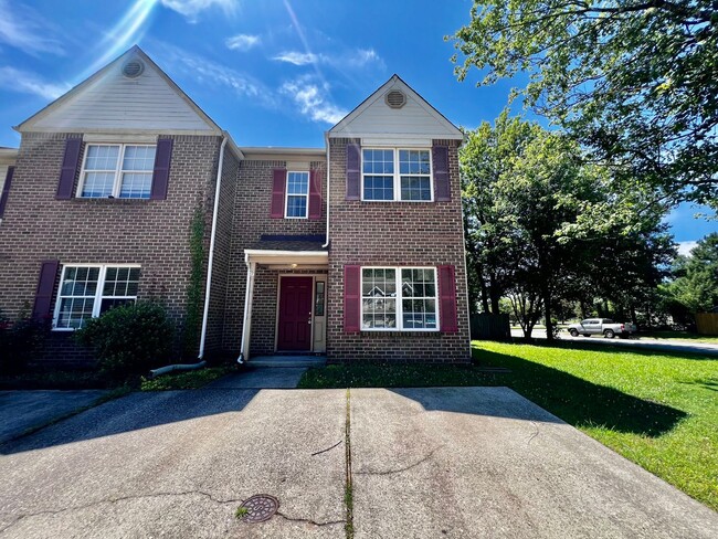 property at 125 Horse Run Dr