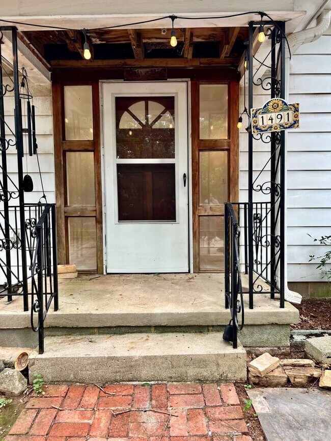 property at 1491 Austin Dr