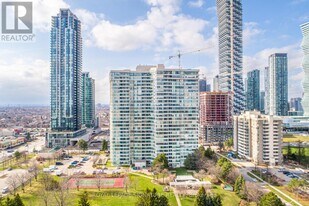 550 Webb Dr in Mississauga, ON - Building Photo