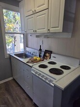 11 Lehigh Way in Hopatcong, NJ - Building Photo - Building Photo