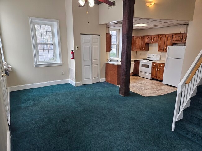 property at 160 N York St