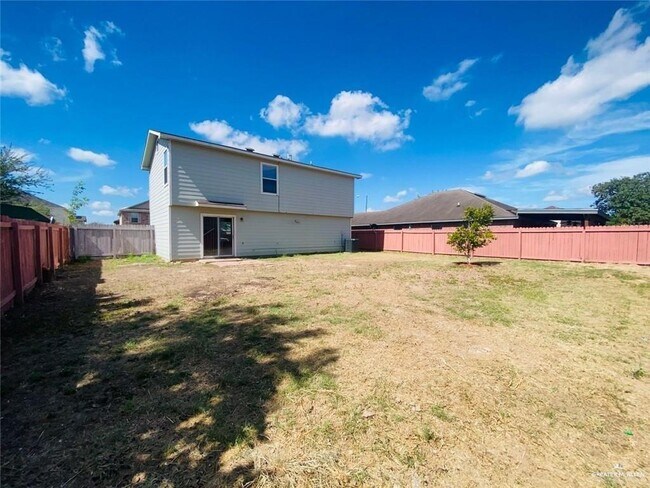 13 Magnolia St in Mission, TX - Building Photo - Building Photo