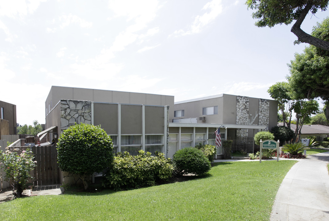 The Highlander Apartments in Fullerton, CA - Building Photo