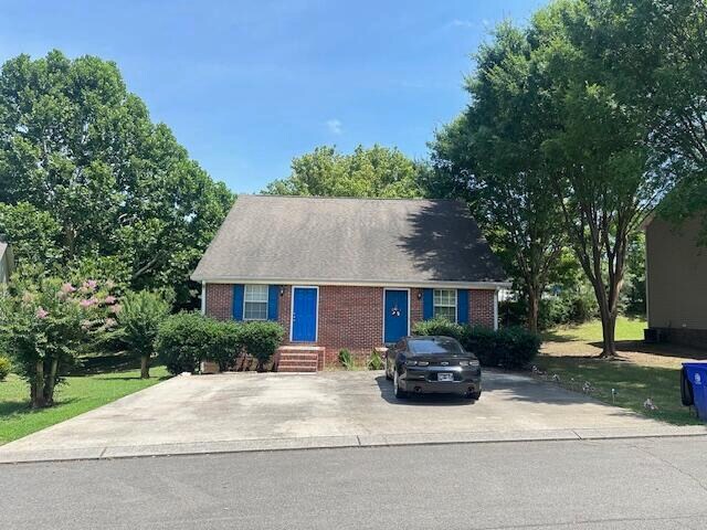 1233 Village in Cleveland, TN - Building Photo