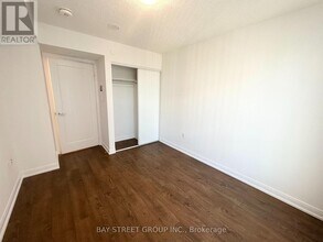 275-2275 Village Green Square in Toronto, ON - Building Photo - Building Photo