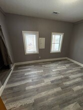 1009 South St in Waterloo, IA - Building Photo - Building Photo