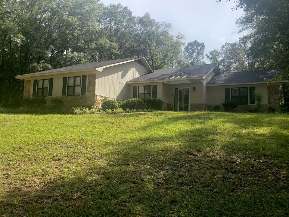 103 Fieldcrest Dr in Enterprise, AL - Building Photo