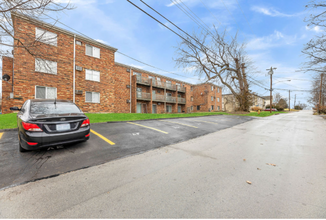 The Roxbury in Cincinnati, OH - Building Photo - Interior Photo