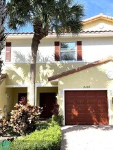 3105 NW 25th Way in Oakland Park, FL - Building Photo - Building Photo