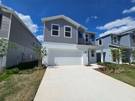 3611 Hardman Dr in Lake Wales, FL - Building Photo