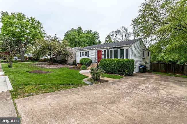 1737 Olney Rd in Falls Church, VA - Building Photo - Building Photo