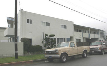 1573 Torrance Blvd in Torrance, CA - Building Photo - Building Photo