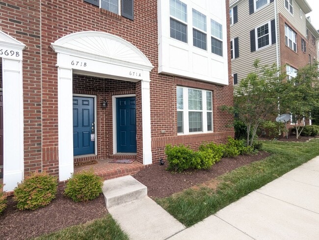 671 E Church St in Frederick, MD - Building Photo - Building Photo