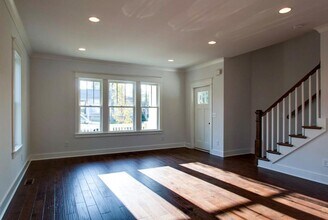 2044 Straightway Ave in Nashville, TN - Building Photo - Building Photo