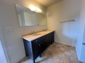 11 Homestead Ave in Salinas, CA - Building Photo - Building Photo