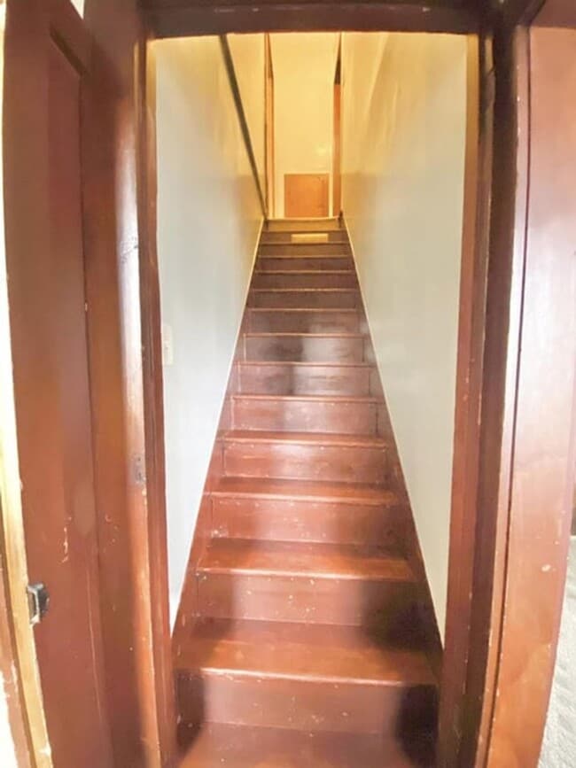 property at 33 N Pleasant St