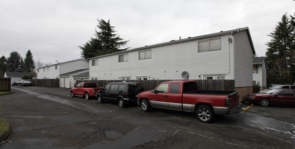 Greenwood Manor Apartments in Vancouver, WA - Building Photo - Building Photo