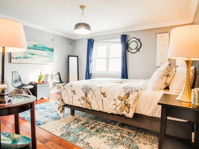 46 Lippincott St W in Toronto, ON - Building Photo - Building Photo