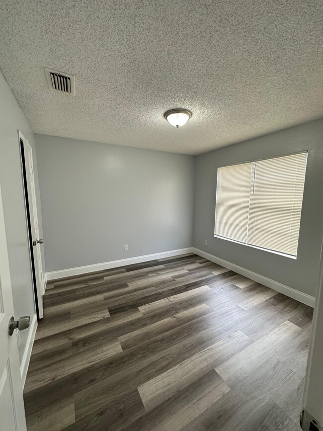 10973 Traci Lynn Dr in Jacksonville, FL - Building Photo - Building Photo