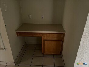 1809 N W S Young Dr in Killeen, TX - Building Photo - Building Photo