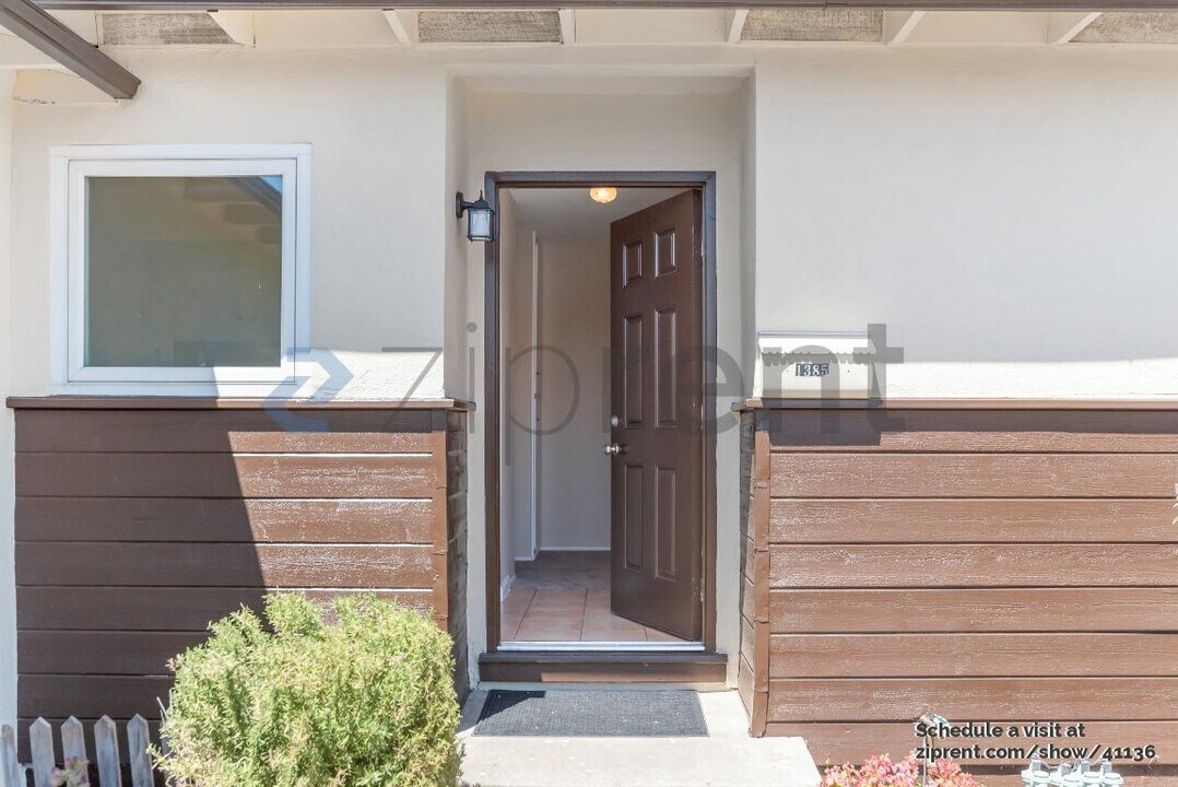 1385 Vernal Dr in San Jose, CA - Building Photo