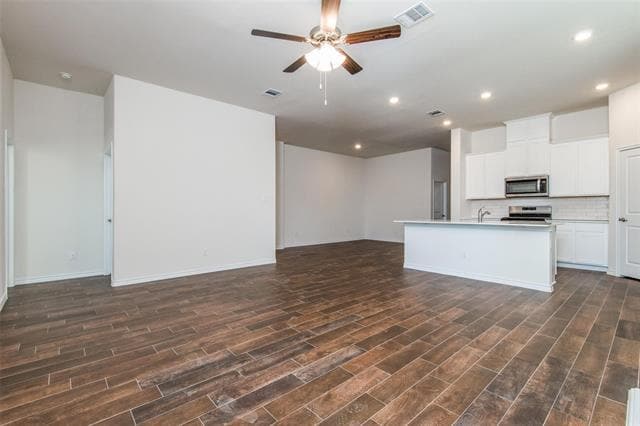 3207 Brady Starr Dr in Aubrey, TX - Building Photo - Building Photo