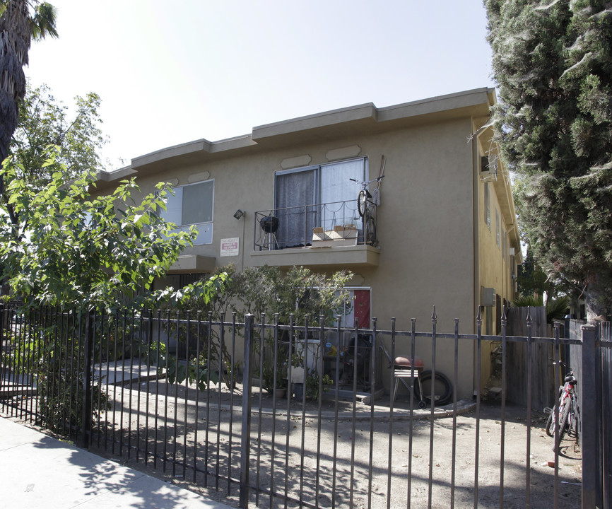 11936 Hart St in North Hollywood, CA - Building Photo